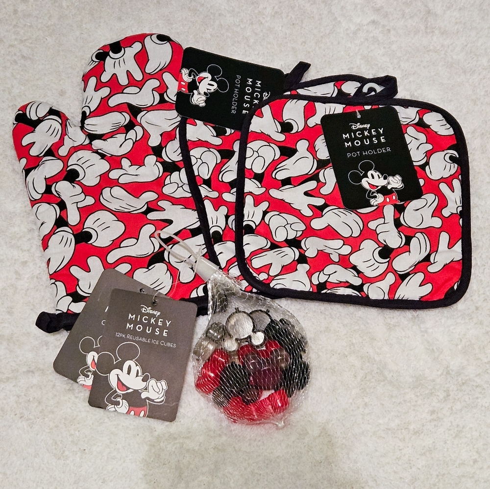 Disney Mickey Mouse Hands Print 4pc Kitchen Set